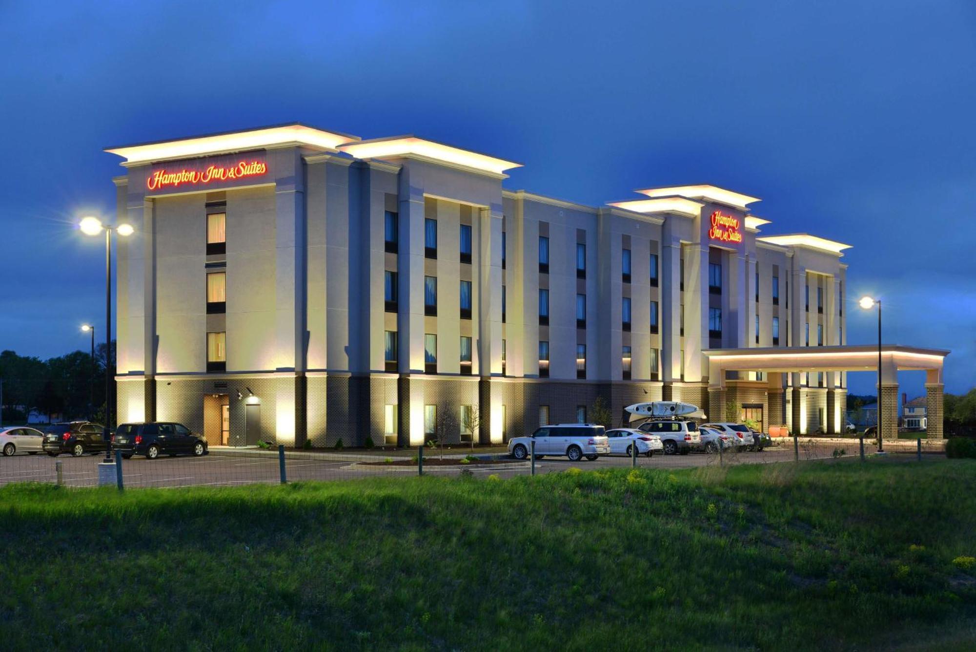 Hampton Inn&Suites Chippewa Falls Zewnętrze zdjęcie