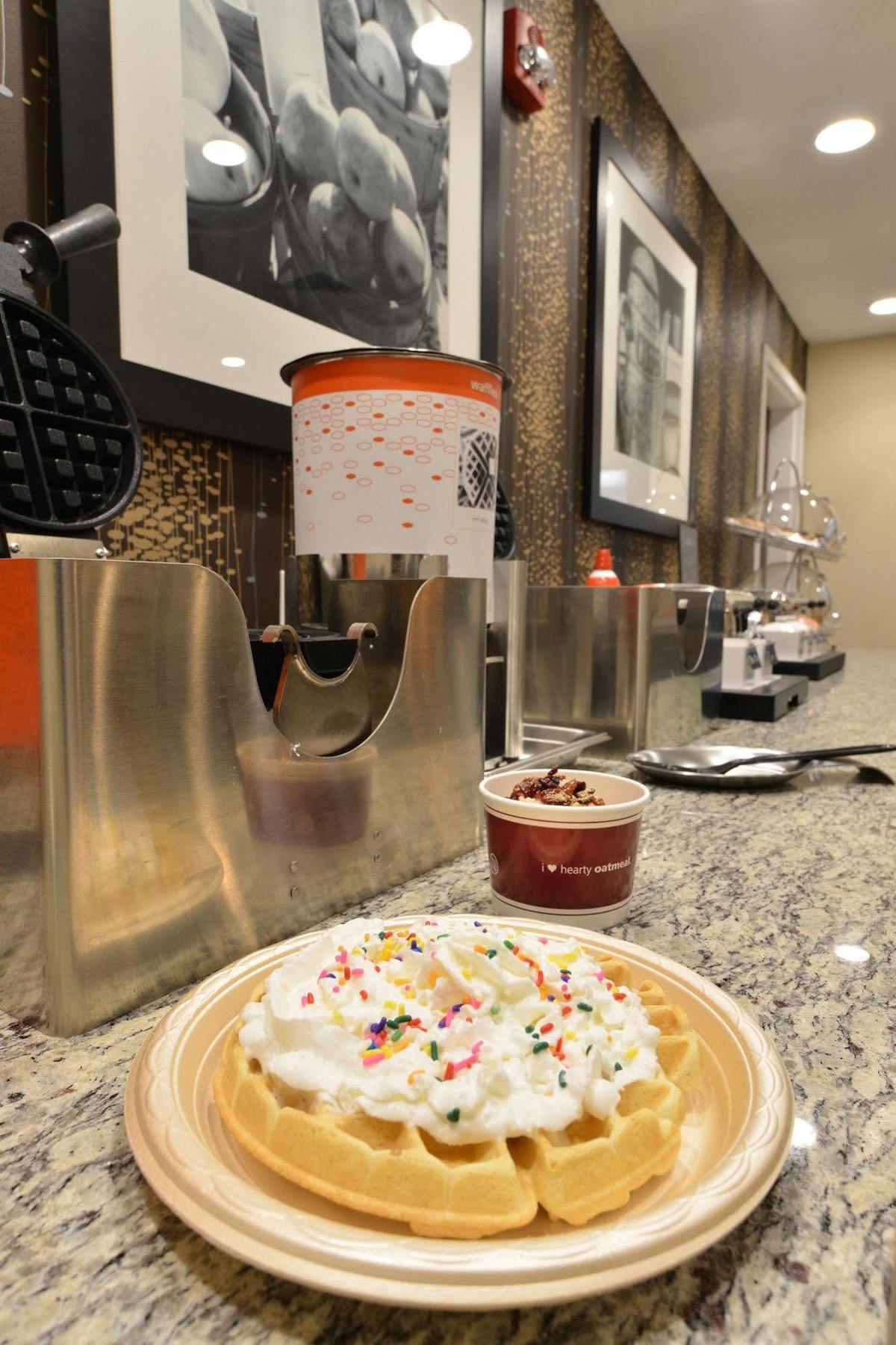 Hampton Inn&Suites Chippewa Falls Zewnętrze zdjęcie